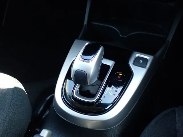 ホンダ　フィット　ハイブリッド