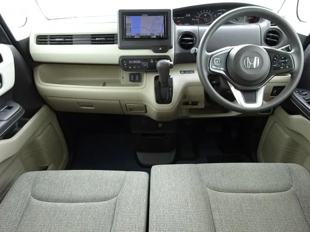 Ｎ　ＢＯＸ（ホンダ）の車両写真
