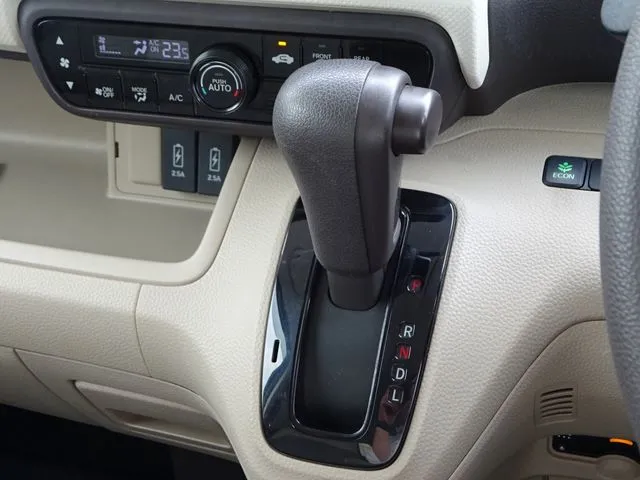 Ｎ　ＢＯＸ（ホンダ）の車両写真