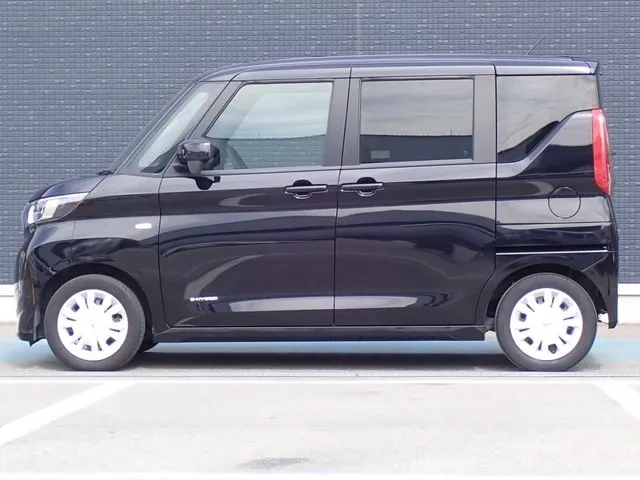 ルークス（ニッサン）の車両写真