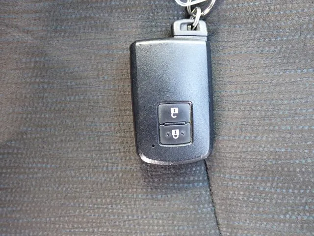 トヨタ プリウス アルファ