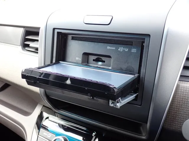 フリードプラス　ハイブリッド（ホンダ）の車両写真