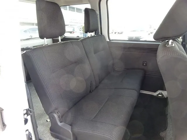 ハイゼットカーゴ（ダイハツ）の車両写真
