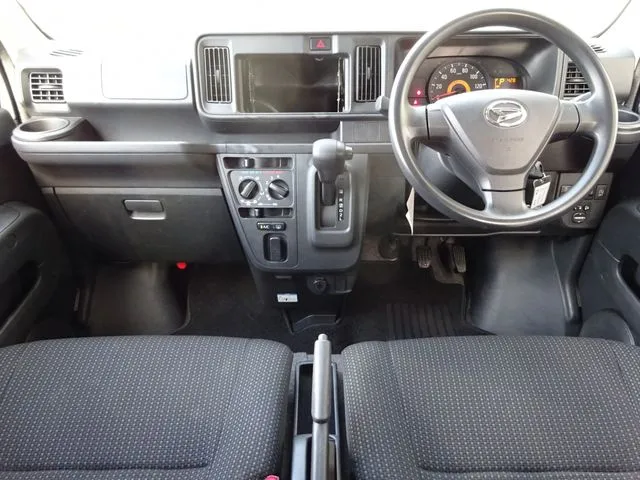 ハイゼットカーゴ（ダイハツ）の車両写真