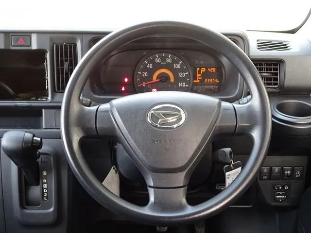 ハイゼットカーゴ（ダイハツ）の車両写真