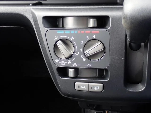 ダイハツ ミラ イース