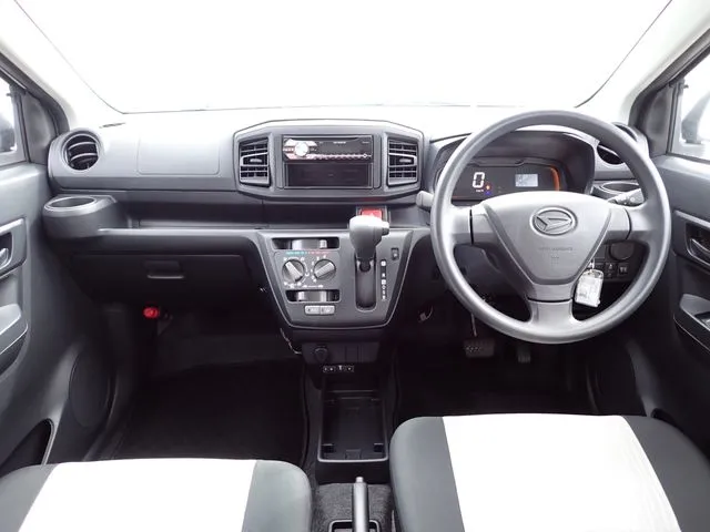 ダイハツ ミラ イース