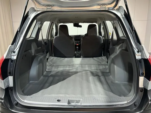 ニッサン　ＡＤ　４ＷＤ