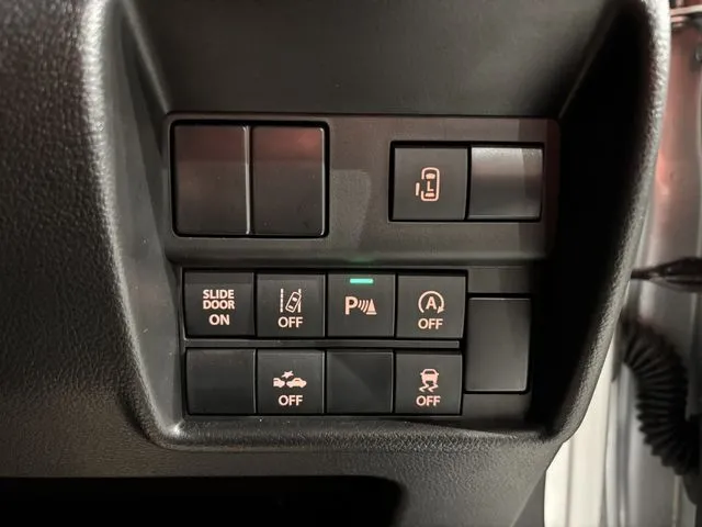 スズキ ソリオ 4WD