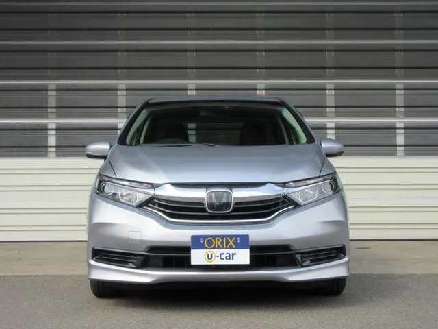 シャトル　ハイブリッド（ホンダ）の車両写真