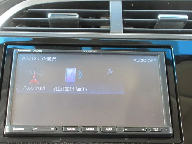 シャトル　ハイブリッド（ホンダ）の車両写真