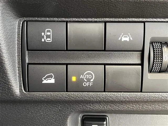 デリカ　ミニ（ミツビシ）の車両写真