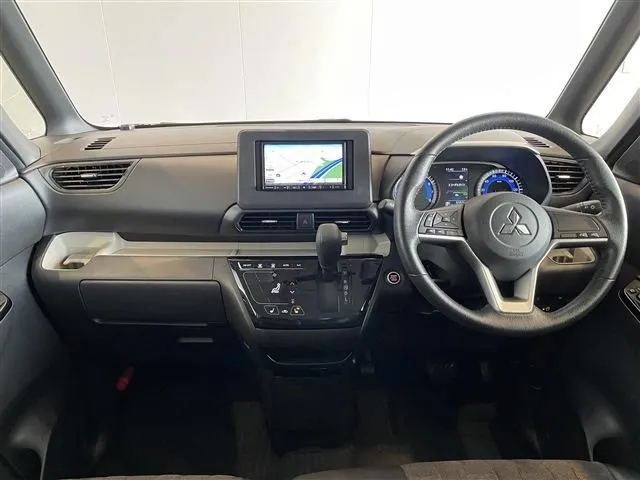 デリカ　ミニ（ミツビシ）の車両写真