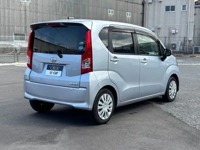 ムーヴ（ダイハツ）の車両写真