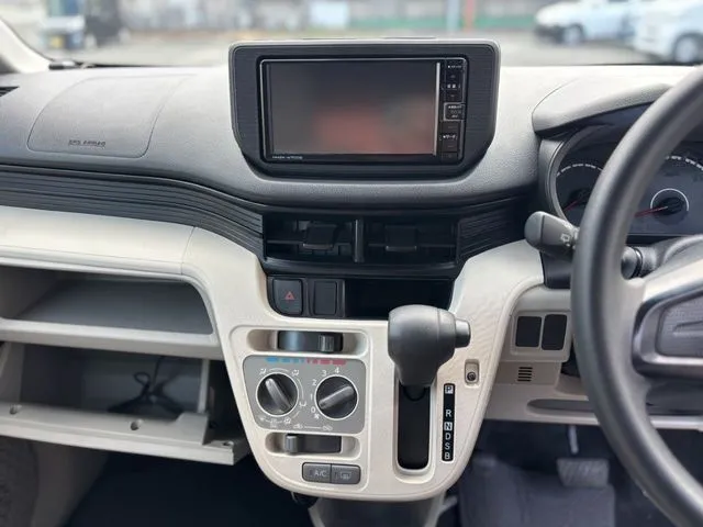 ムーヴ（ダイハツ）の車両写真