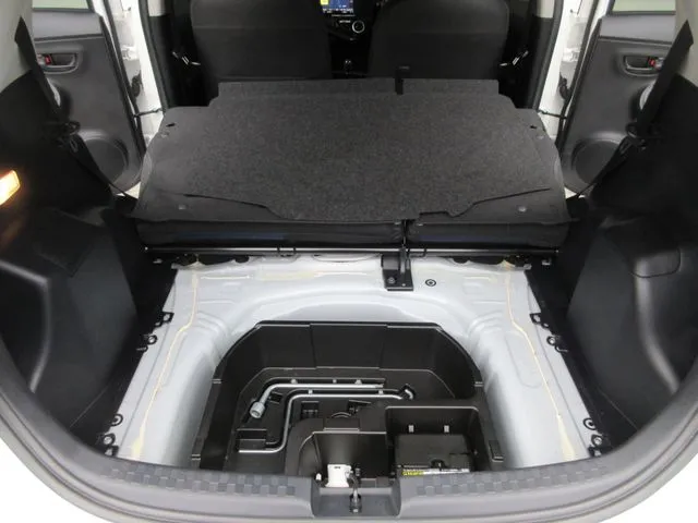 アクア（トヨタ）の車両写真