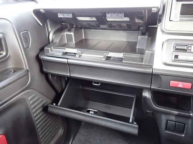 フレアワゴン（マツダ）の車両写真