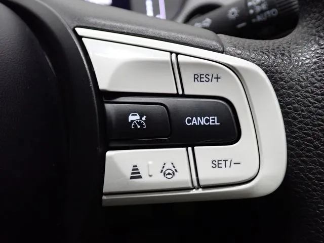 ホンダ　フィット　ｅ：ＨＥＶ