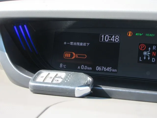 フリードプラス　ハイブリッド　４ＷＤ（ホンダ）の車両写真