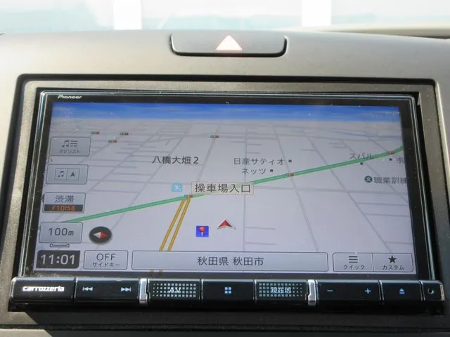 フリードプラス　ハイブリッド　４ＷＤ（ホンダ）の車両写真