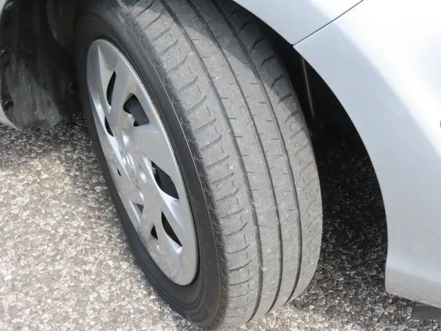 アクア（トヨタ）の車両写真