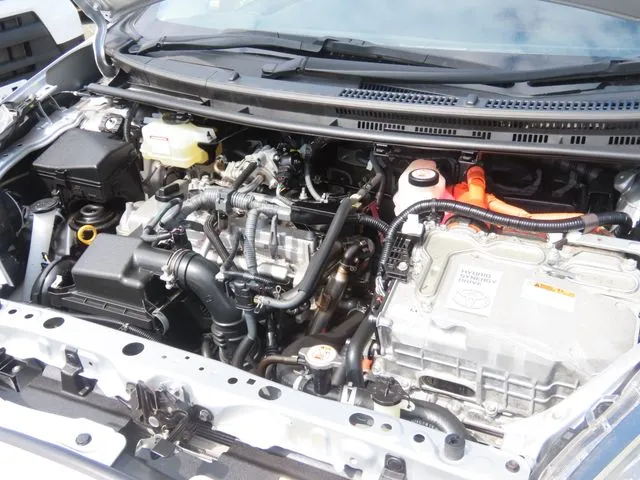 アクア（トヨタ）の車両写真