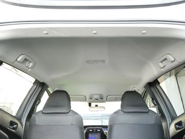 プリウス（トヨタ）の車両写真