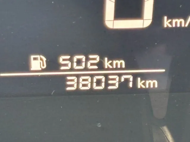 セレナ(ニッサン)の車両写真