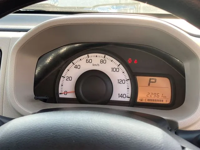 スズキ　アルト　４ＷＤ