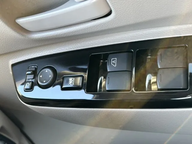 ルークス(ニッサン)の車両写真