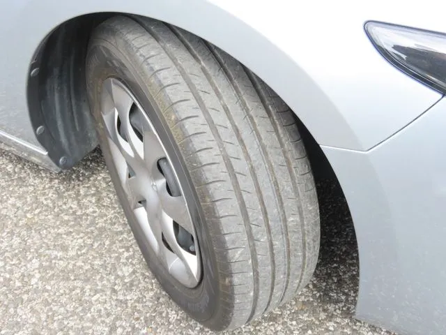 ＭＡＺＤＡ３　セダン（マツダ）の車両写真