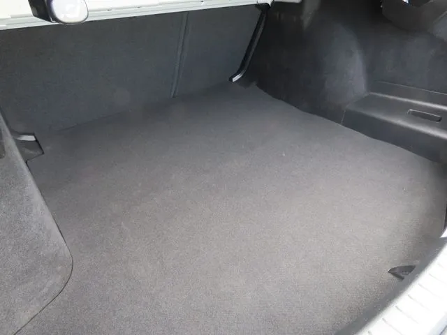 ＭＡＺＤＡ３　セダン（マツダ）の車両写真