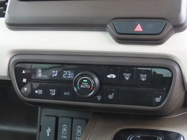 Ｎ　ＢＯＸ（ホンダ）の車両写真