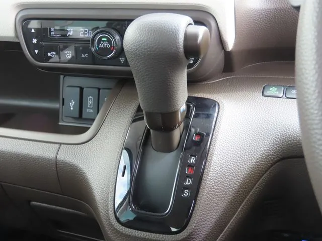 Ｎ　ＢＯＸ（ホンダ）の車両写真