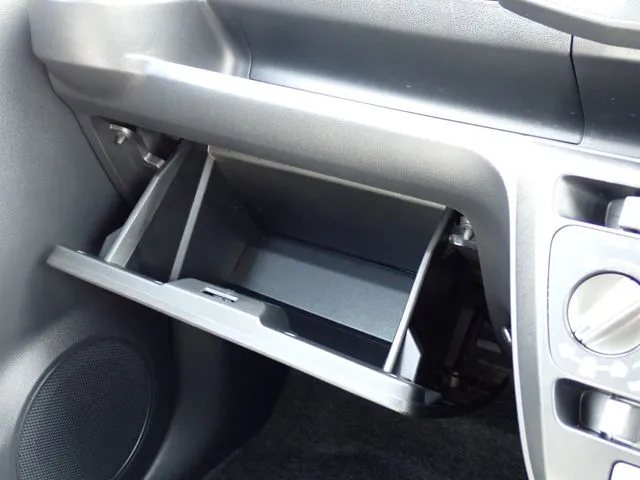 ダイハツ　ミラ　イース