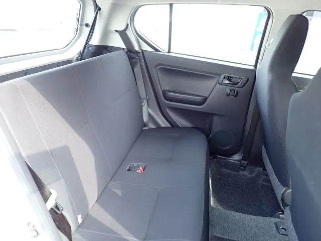 ダイハツ　ミラ　イース