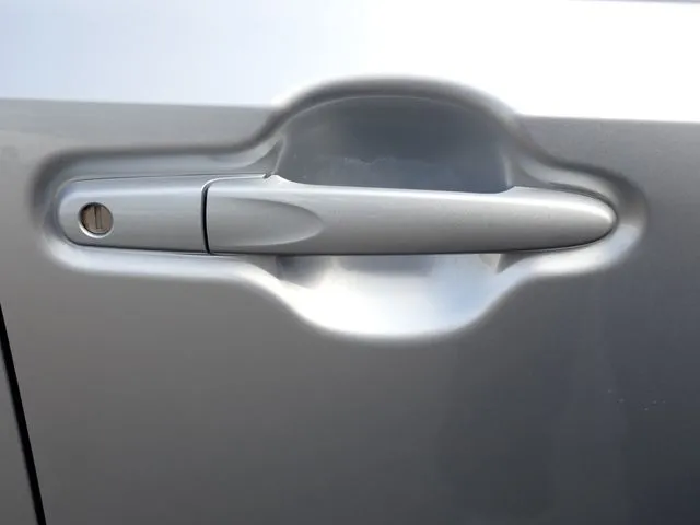 ダイハツ　ミラ　イース