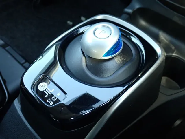 ノート（ニッサン）の車両写真