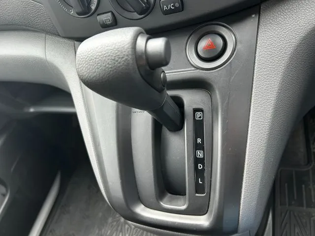 NV200バネットバン(ニッサン)の車両写真