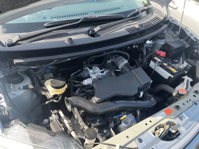 トヨタ　パッソ　４ＷＤ