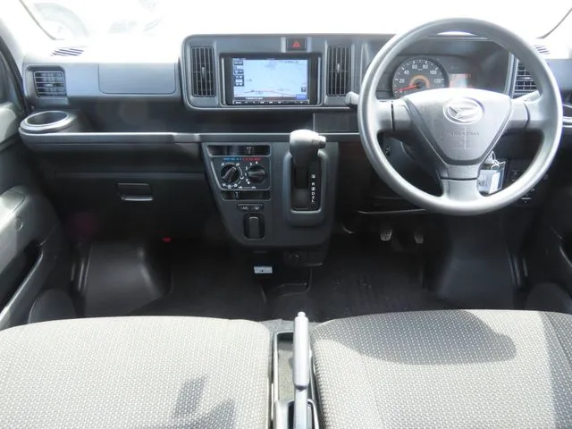 ハイゼットカーゴ（ダイハツ）の車両写真