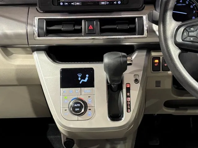 ダイハツ　キャスト　スタイル