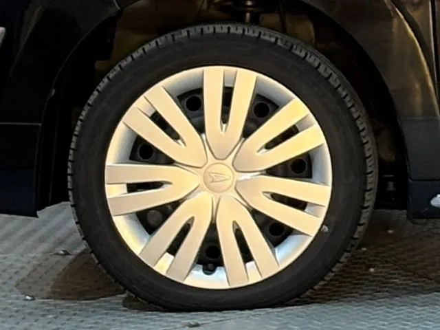 ダイハツ　キャスト　スタイル