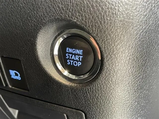 アルファード（トヨタ）の車両写真