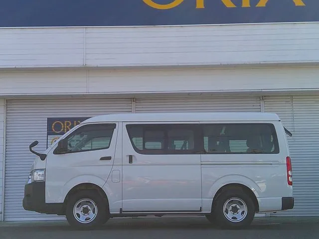 ハイエースワゴン　４ＷＤ（トヨタ）の車両写真