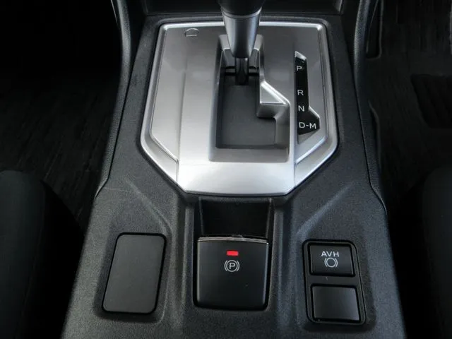 スバル インプレッサスポーツ 4WD