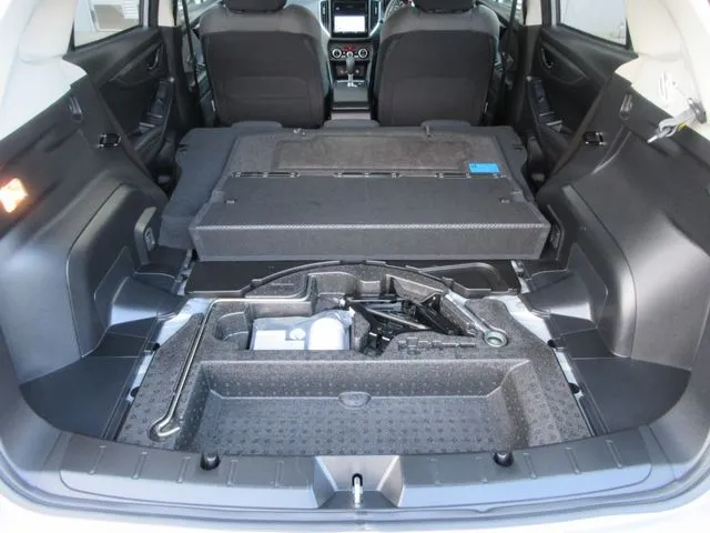 スバル インプレッサスポーツ 4WD