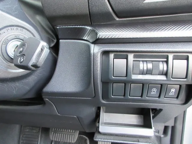 スバル インプレッサスポーツ 4WD