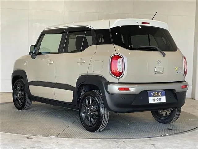 クロスビー（スズキ）の車両写真