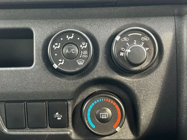 ハイエースバン 1.15t 2WD(トヨタ)の車両写真